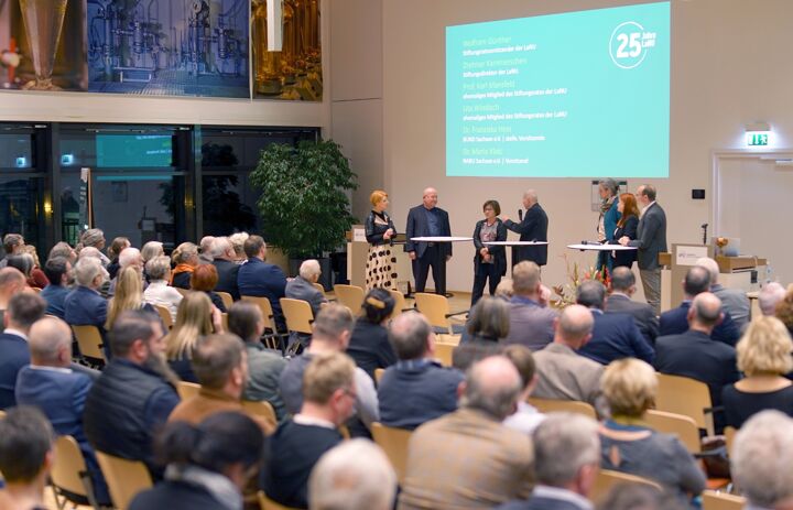 Podiumsdiskussion zur Fachtagung
