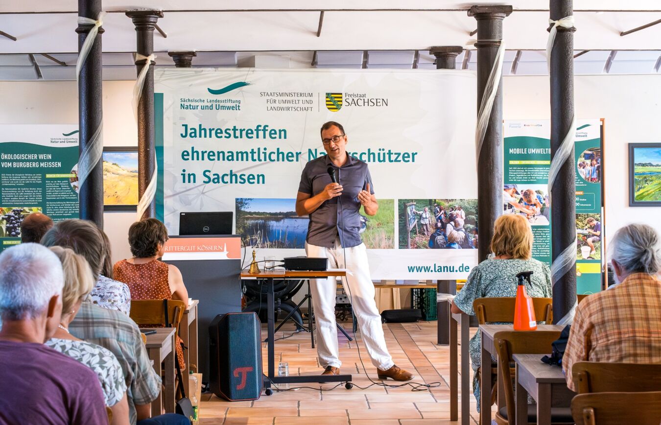 Georg Enders, Ministerium für Umwelt und Landwirtschaft, würdigt die Arbeit der Anwesenden