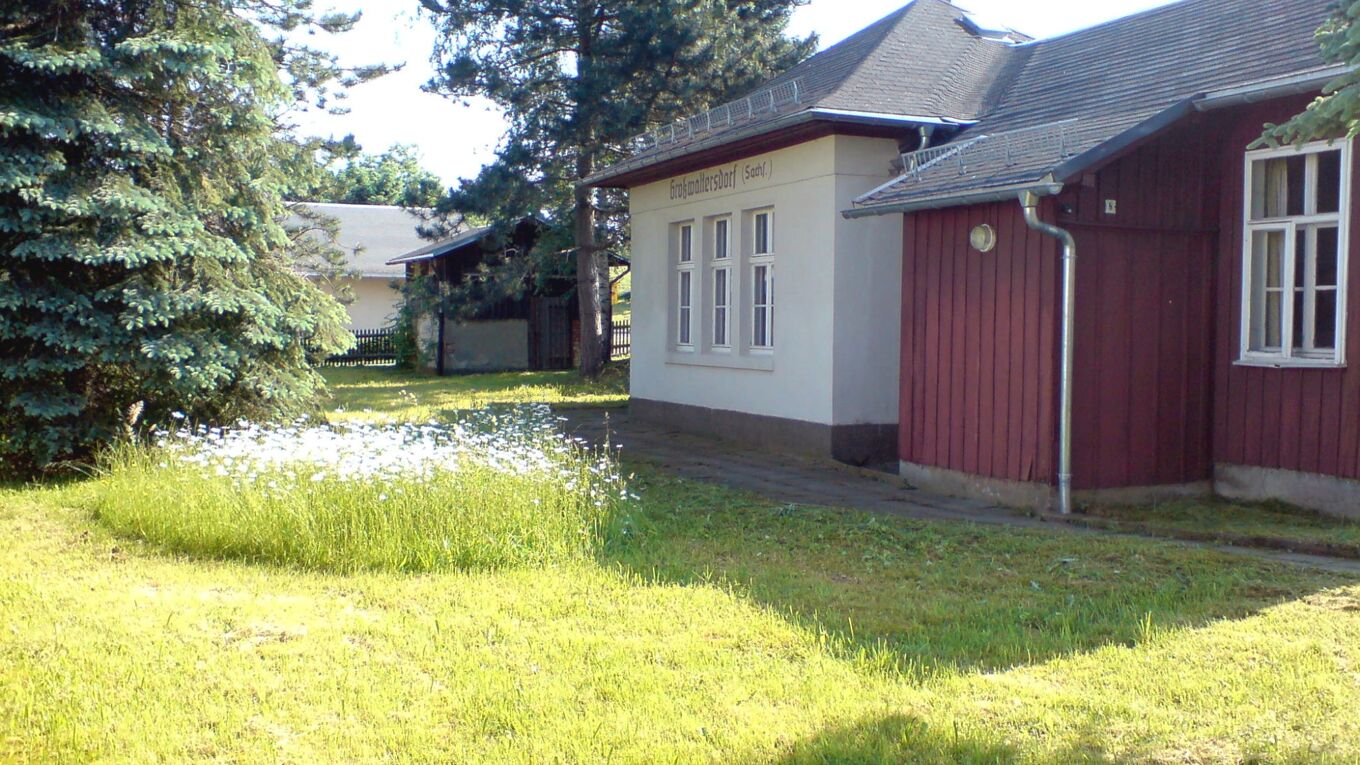 Zu sehen ist das Gebäude der Naturschutzstation Landschaftspflegeverband Mulde/Flöha in Eppendorf.