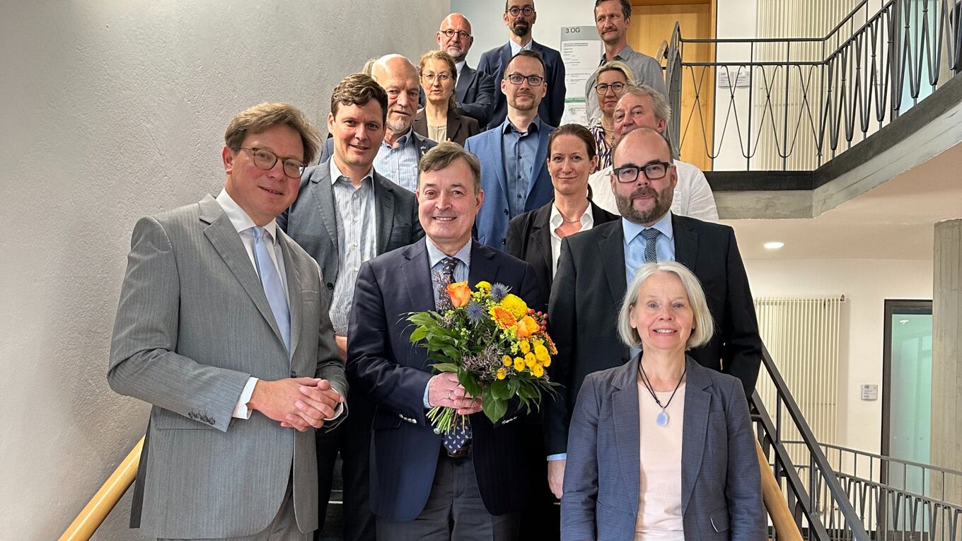Gruppenfoto des Stiftungsrates