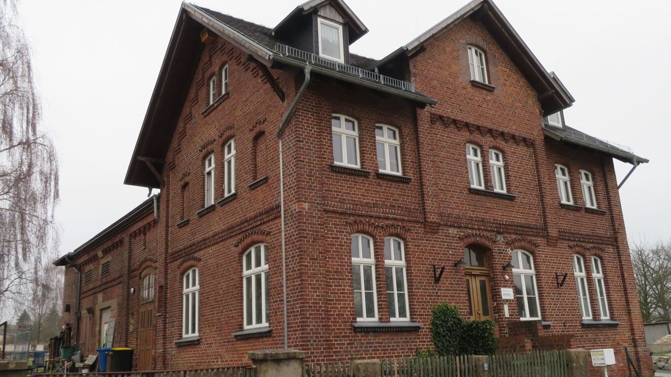 Zu sehen ist das Vereinsgebäude des Landschaftspflegeverbands Oberlausitz in Reichenbach.