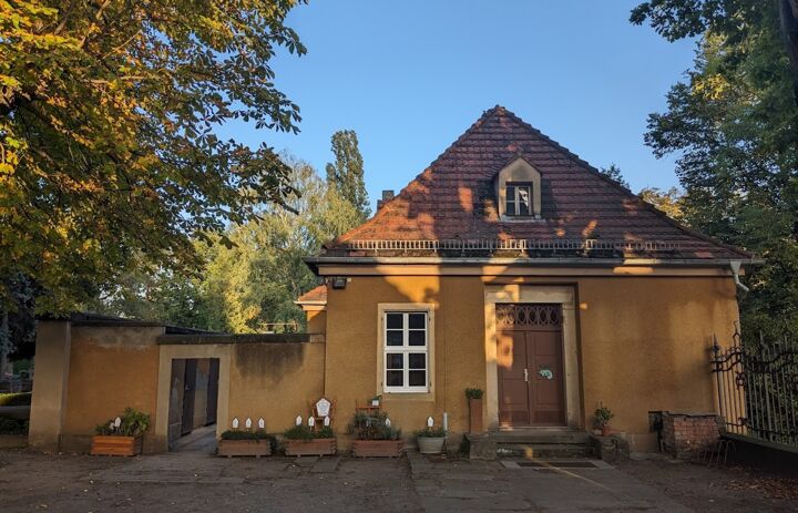 Ansicht Haus der Natur der NAJU Dresden - Link: Haus der Natur der NAJU-Ortsgruppe Dresden-Neustadt